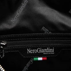 BORSA  IN TESSUTO  E CHIUSURA CON CERNIERA