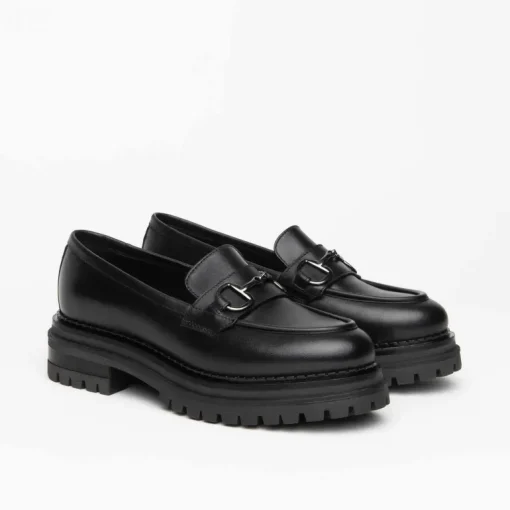 Mocassino in pelle con accessorio