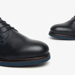 Scarpa con Lacci e Suola In Gomma Leggera