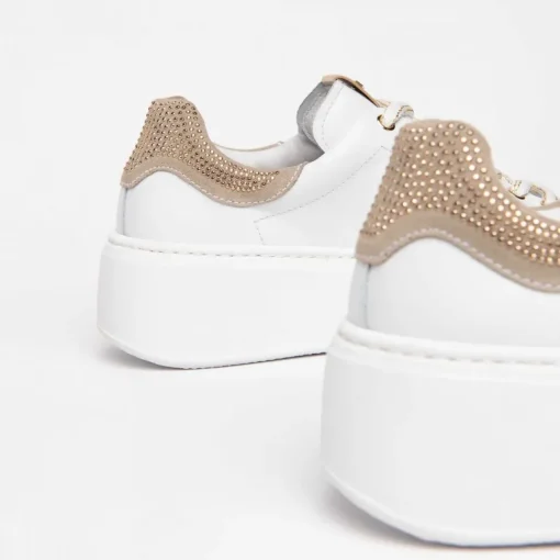 Sneakers donna con in pelle con lacci e brillantini