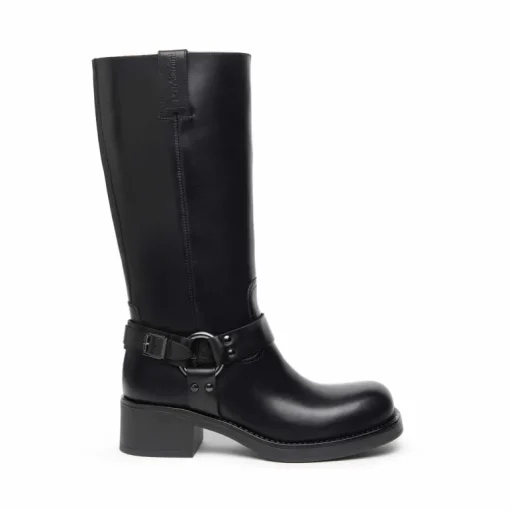 Stivaletto donna in pelle con anelle laterali