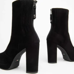 Stivaletto in Camoscio con Plateau