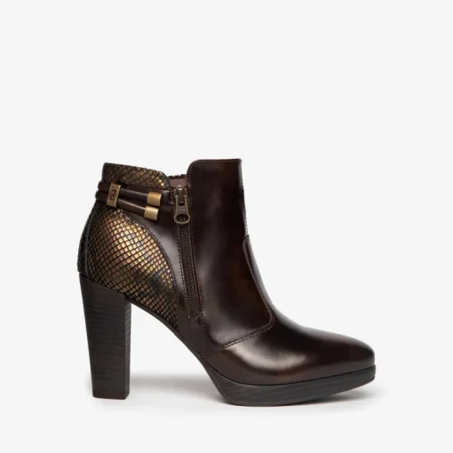 Stivaletto in Pelle Con Tallone effetto Pitone