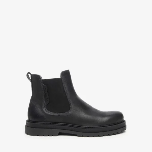 Stivaletto Modello Betles in Camoscio Nero