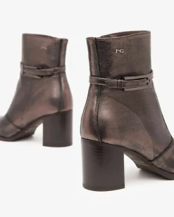 Stivaletto Pelle Con Fibbia nel Gambale